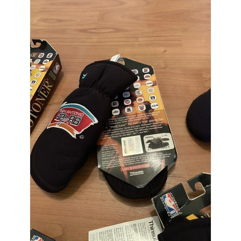 NBA Isotoner Toddler Child Gloves Mittens Hornets Nets Suns